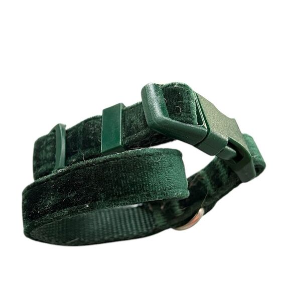 Green velvet Dog Collar Size XS/Small - Picture 2 of 2